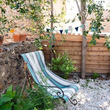 Gite Les Mathouans Latour-de-France Zewnętrze zdjęcie